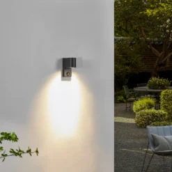 Lindby Vimal Außenwandleuchte Mit Sensor Aluminium