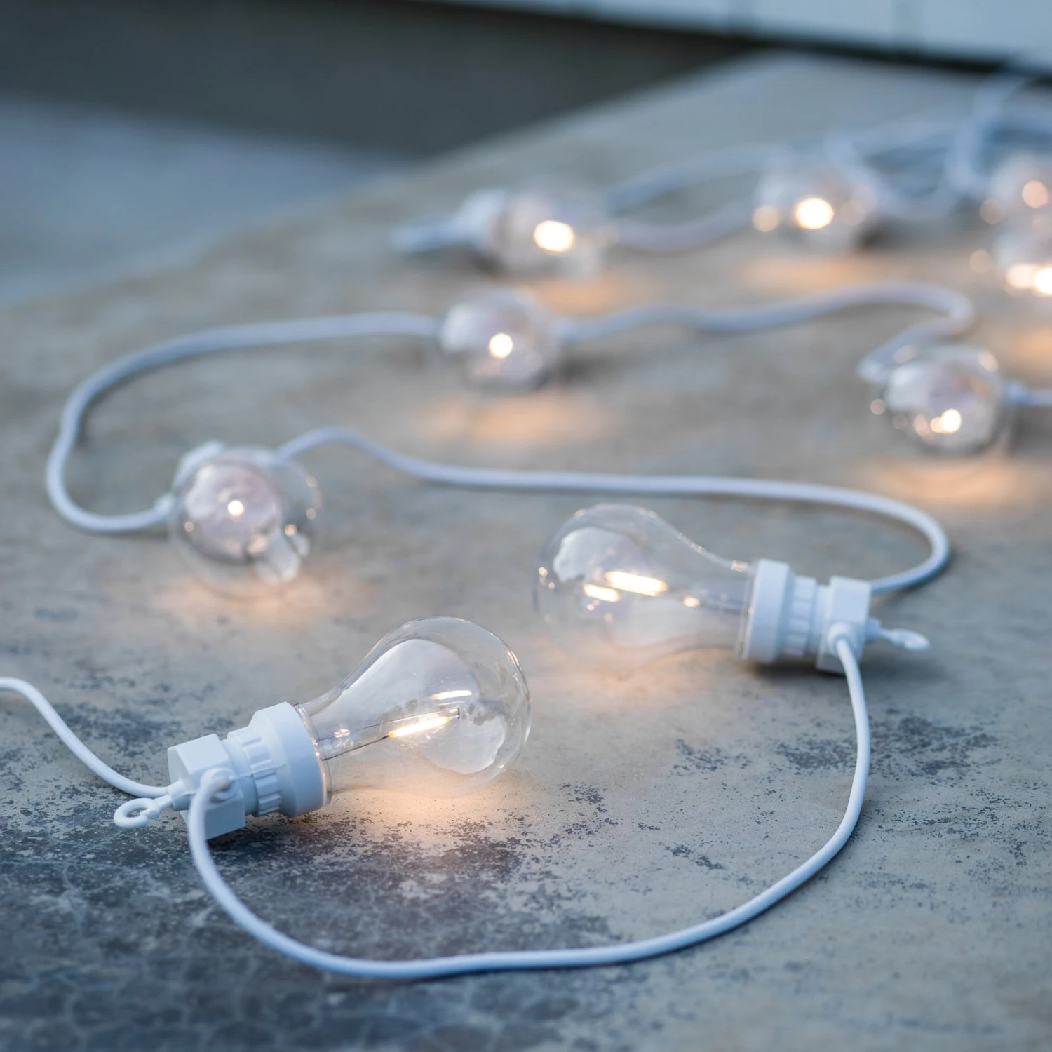 PR Home Glow LED-Außenlichterkette, Weiß 1 PR Home Glow LED-Außenlichterkette, Weiß