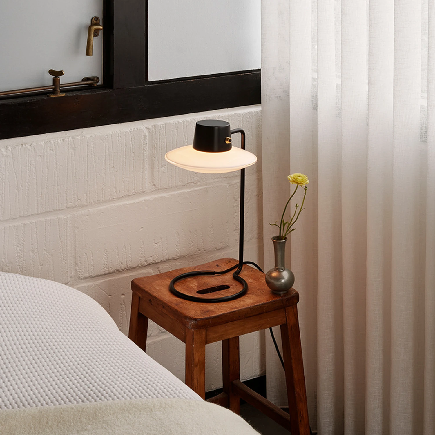 Louis Poulsen AJ Oxford Tisch Schirm Opal 41 Cm 2 Louis Poulsen AJ Oxford Tisch Schirm Opal 41 Cm – Bild 2