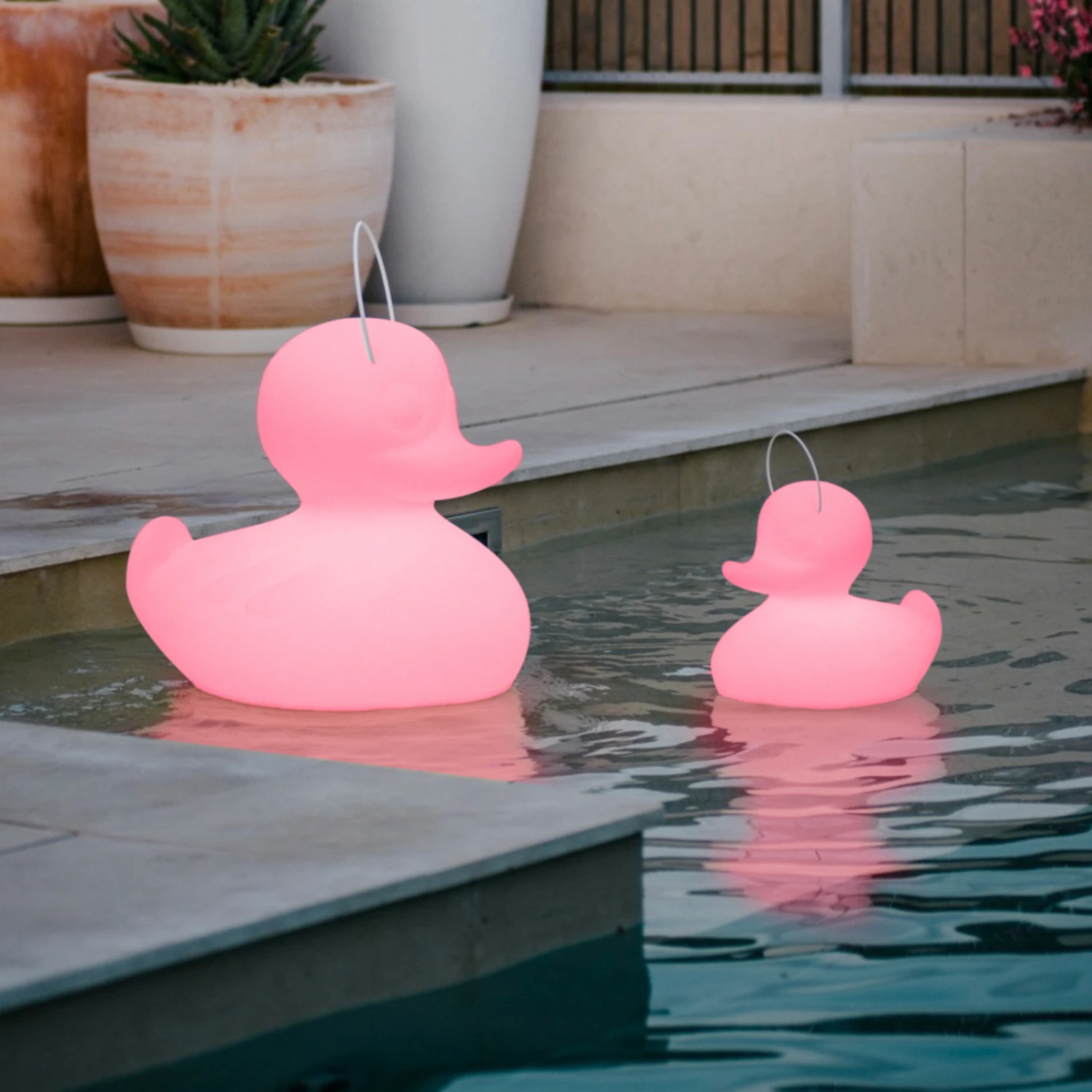 LED-Designleuchte DUCK-DUCK S Für Außen In Pink 3 LED-Designleuchte DUCK-DUCK S Für Außen In Pink – Bild 3