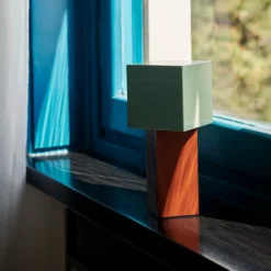 &Tradition Pivot ATD7 Akku-Tischlampe Rusty Mint -Heimbeleuchtung 10017547 2