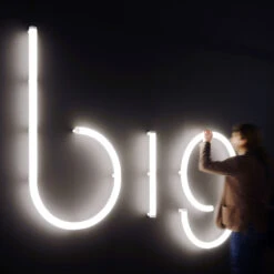 Artemide Alphabet Of Light Wand Kleinbuchstabe S 12 Artemide Alphabet Of Light Wand Kleinbuchstabe S -Heimbeleuchtung 1060585 5