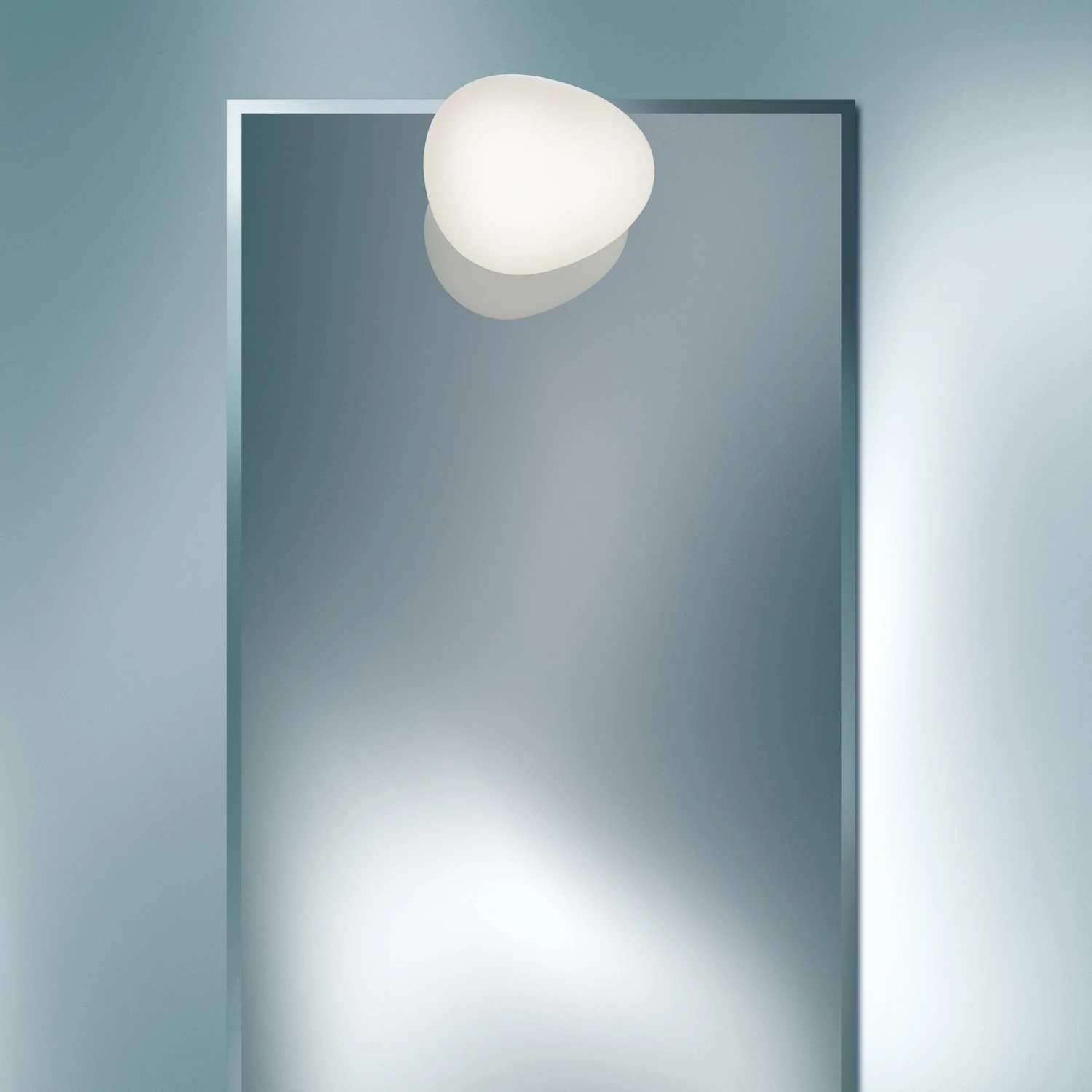 Foscarini Gregg Piccola Spiegelleuchte Weiß 5 Foscarini Gregg Piccola Spiegelleuchte Weiß – Bild 5