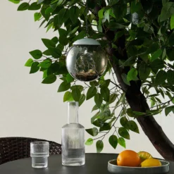 Lindby Tjelle LED-Solar-Hängeleuchte, Kugel -Heimbeleuchtung 4018299 2