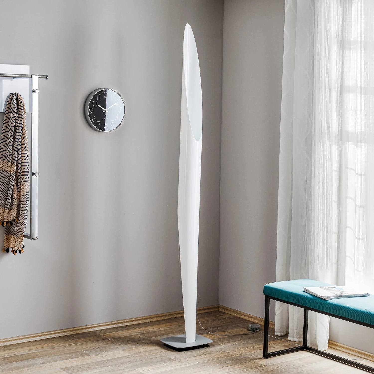 Kundalini Shakti - Stehleuchte Satiniert, Weiß 2 Kundalini Shakti - Stehleuchte Satiniert, Weiß – Bild 2