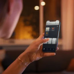 Philips Hue White 9W E27 LED-Lampe, 4er-Packung -Heimbeleuchtung 7534317 7