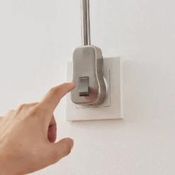 Lindby Aeryn Steckdosenleuchte, Flexarm, Schalter 16 Lindby Aeryn Steckdosenleuchte, Flexarm, Schalter -Heimbeleuchtung 8032242 7