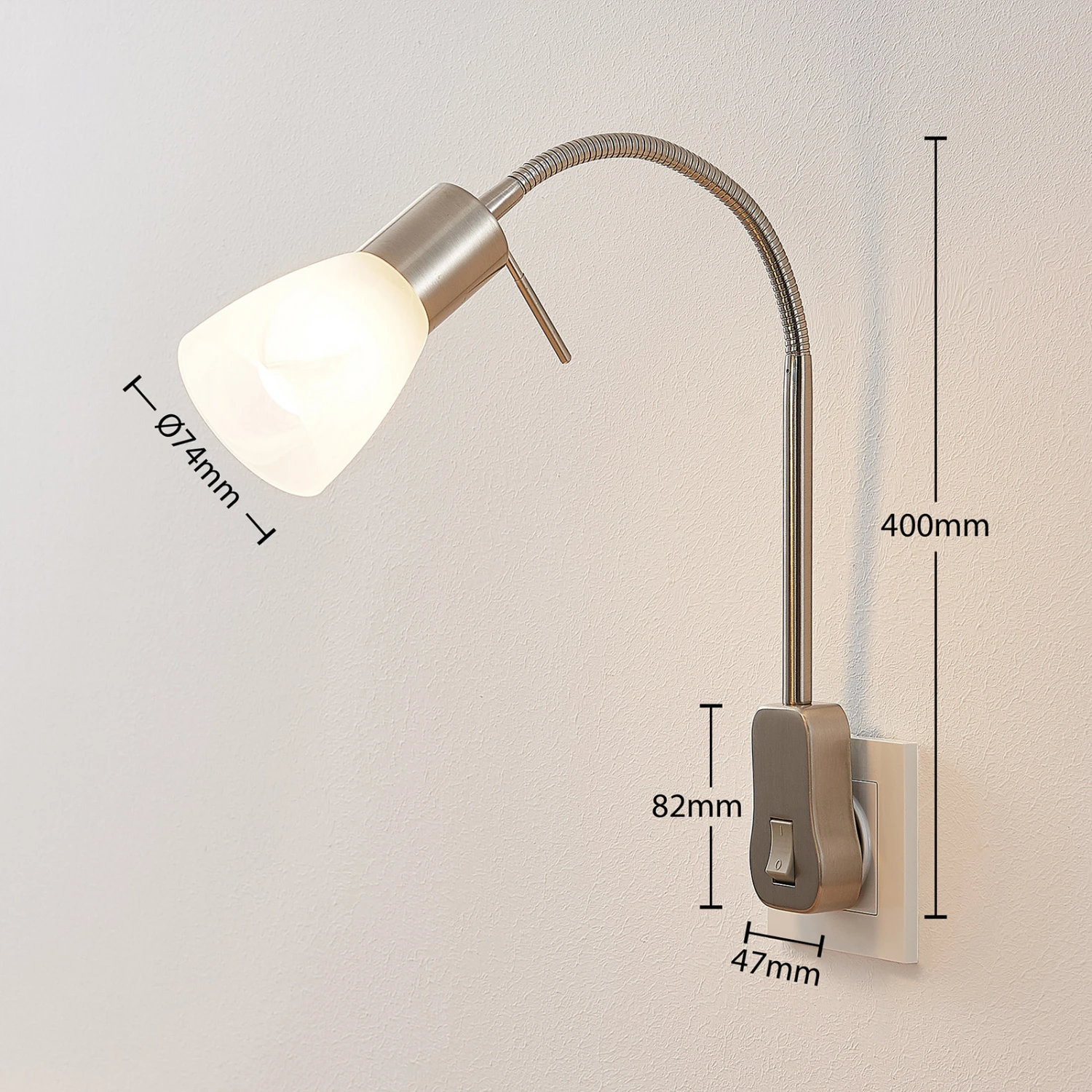 Lindby Nevyana Steckdosenlampe, Flexarm, Schalter 4 Lindby Nevyana Steckdosenlampe, Flexarm, Schalter – Bild 4