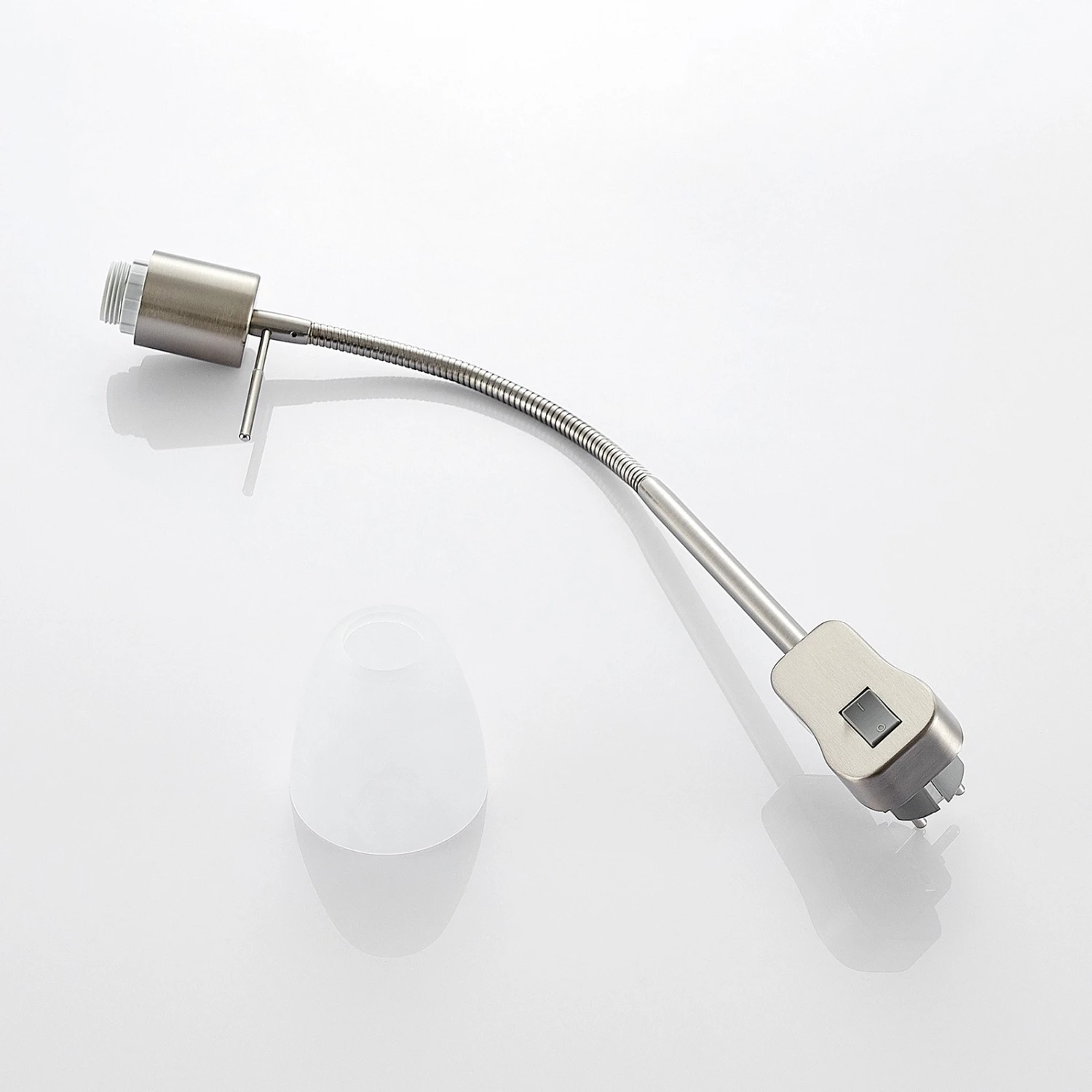 Lindby Nevyana Steckdosenlampe, Flexarm, Schalter 9 Lindby Nevyana Steckdosenlampe, Flexarm, Schalter – Bild 9