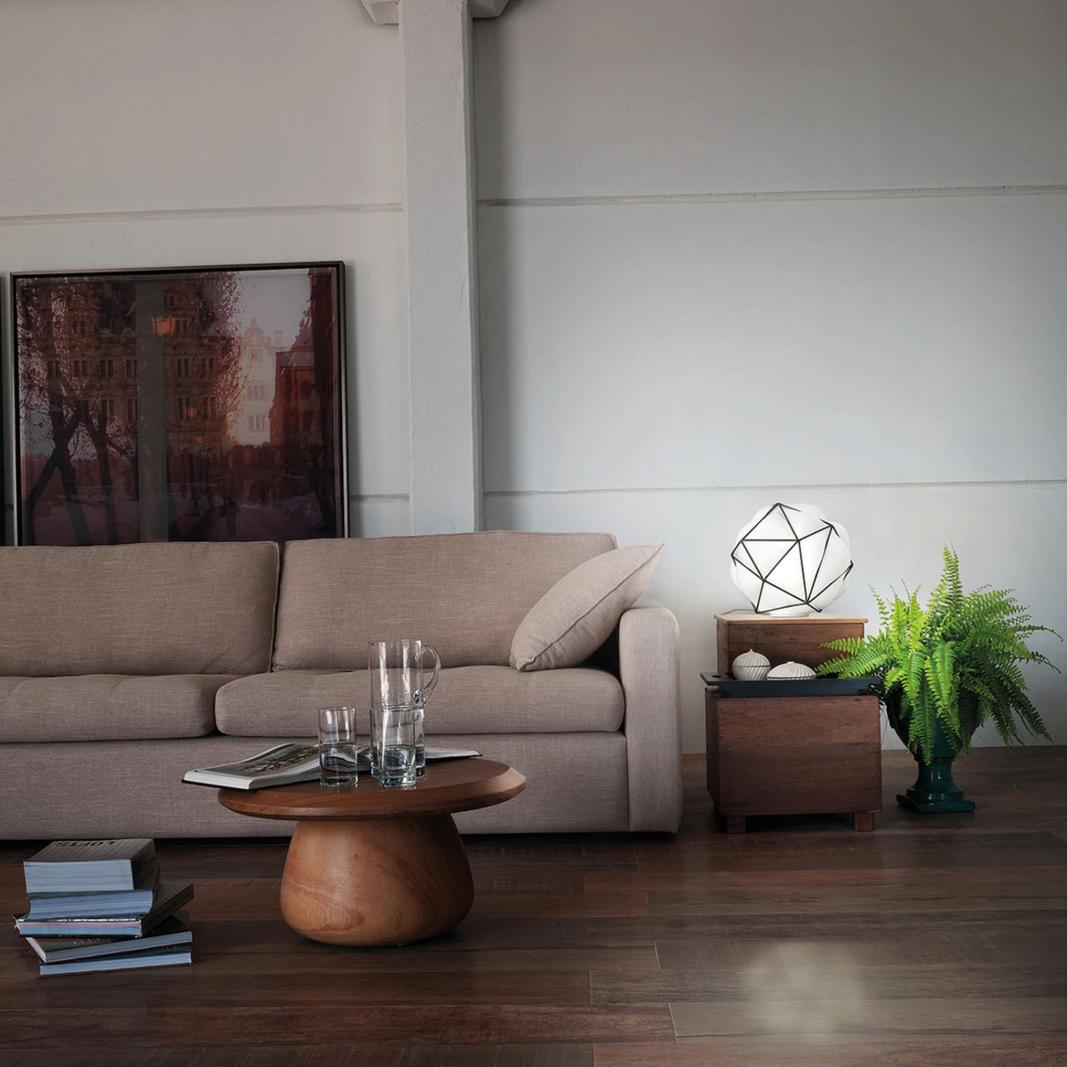 Tischleuchte Semai Mit Mundgeblasenem Schirm 2 Tischleuchte Semai Mit Mundgeblasenem Schirm – Bild 2