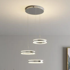 Lucande LED-Pendellampe Lyani, 3 Ringe, Höhe Verschieden