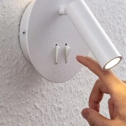 Lucande Magya LED-Wandleuchte Weiß 2-fl. Rund -Heimbeleuchtung 9624586 6